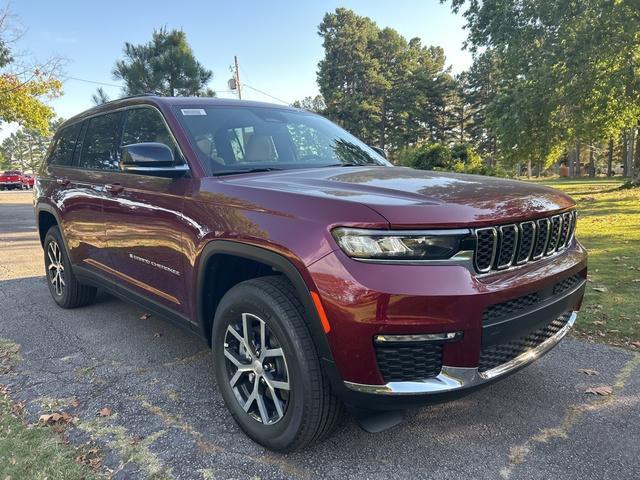 new 2025 Jeep Grand Cherokee L car, priced at $50,290