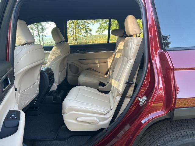 new 2025 Jeep Grand Cherokee L car, priced at $50,290