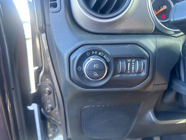 used 2020 Jeep Gladiator car, priced at $30,395