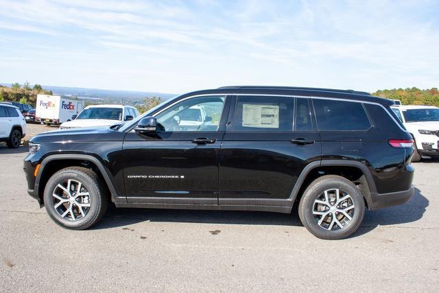 new 2025 Jeep Grand Cherokee L car, priced at $48,790