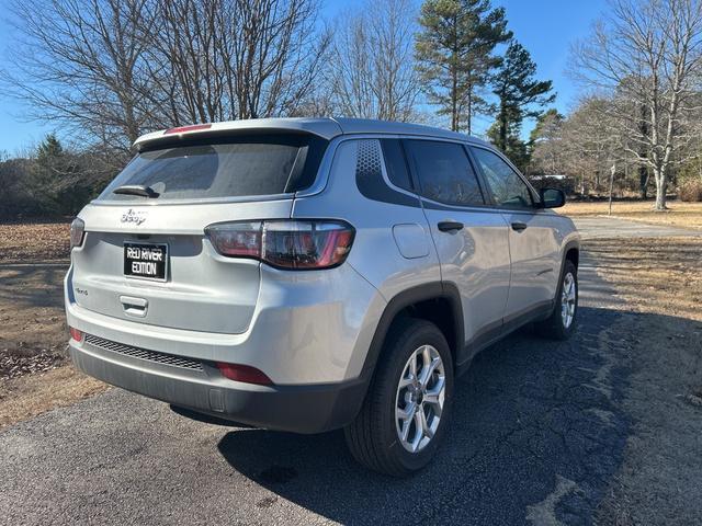 new 2025 Jeep Compass car, priced at $28,649