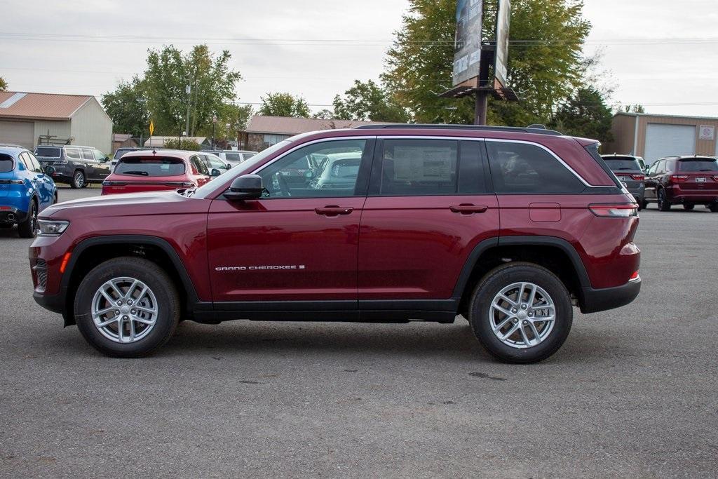 new 2025 Jeep Grand Cherokee car, priced at $39,670