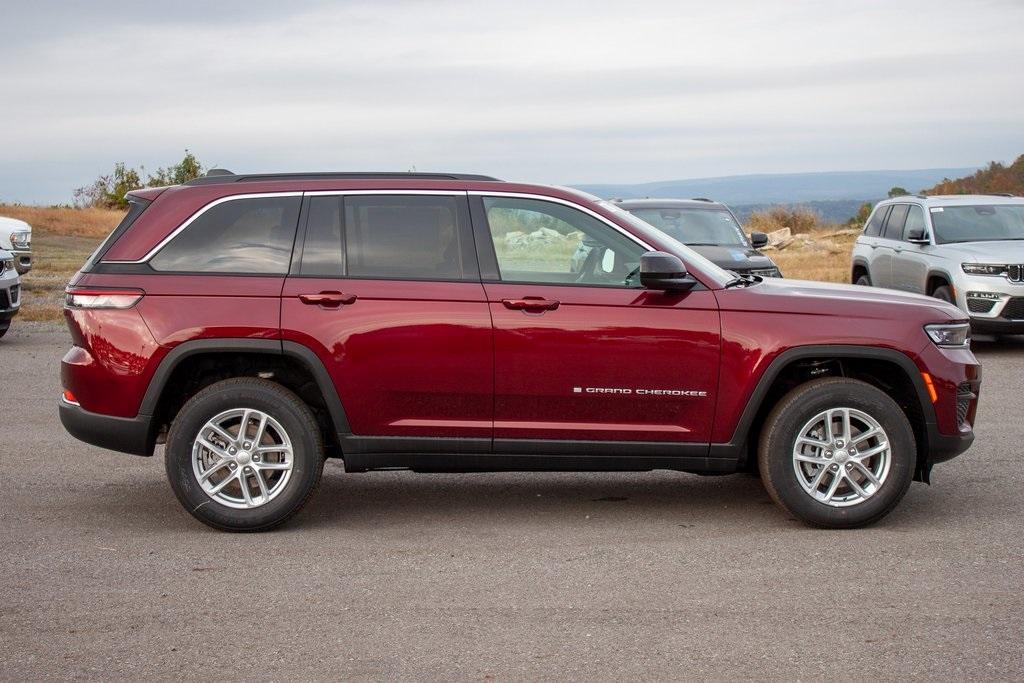 new 2025 Jeep Grand Cherokee car, priced at $39,670