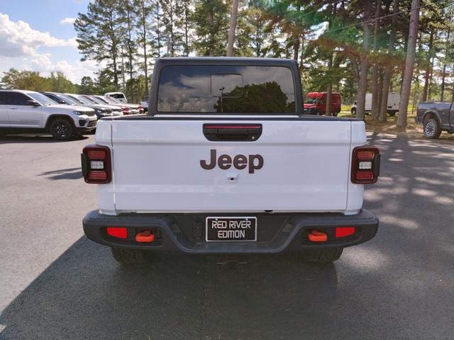new 2025 Jeep Gladiator car, priced at $50,894