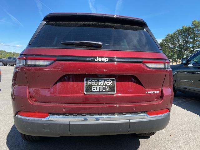 new 2025 Jeep Grand Cherokee car, priced at $47,035