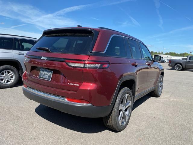 new 2025 Jeep Grand Cherokee car, priced at $47,035