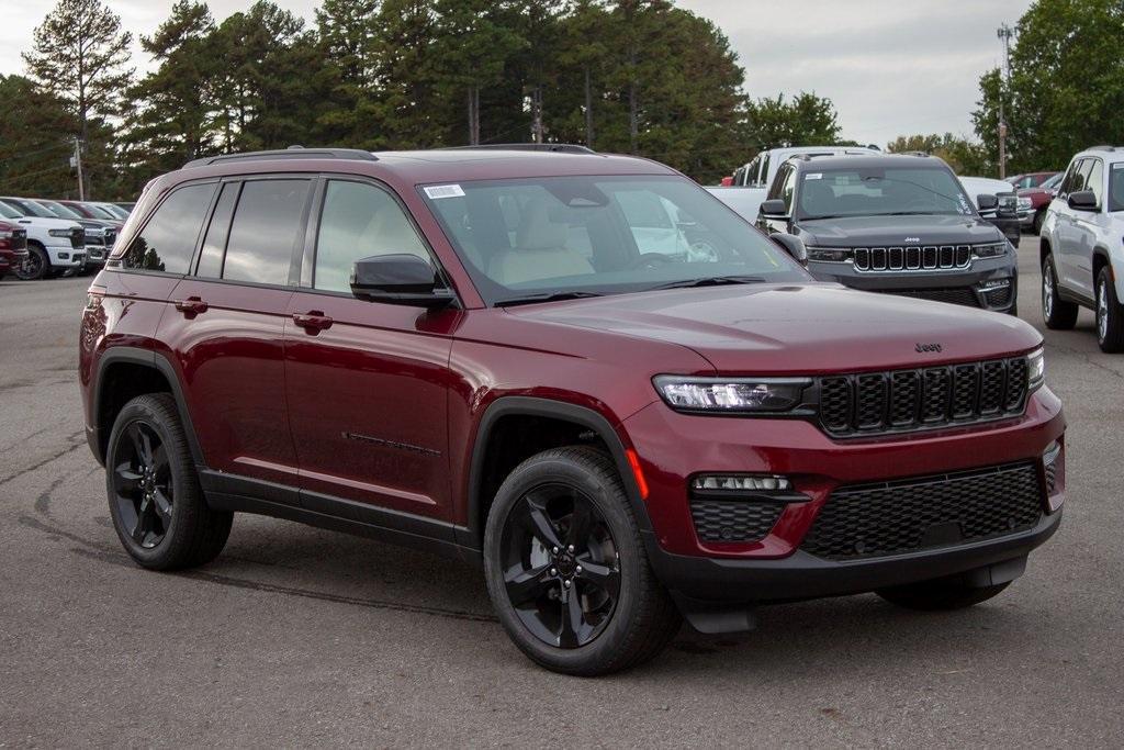 new 2025 Jeep Grand Cherokee car, priced at $53,960