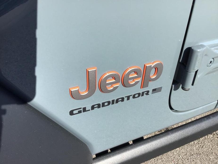 new 2024 Jeep Gladiator car, priced at $54,218