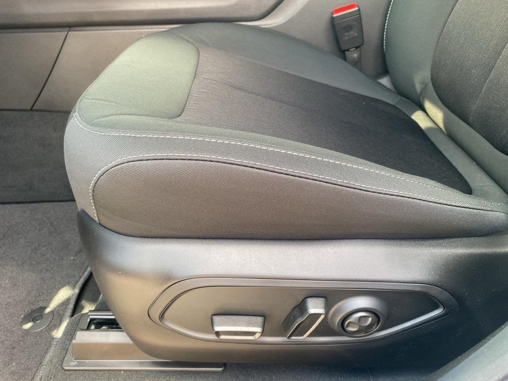 new 2025 Jeep Grand Cherokee L car, priced at $42,407