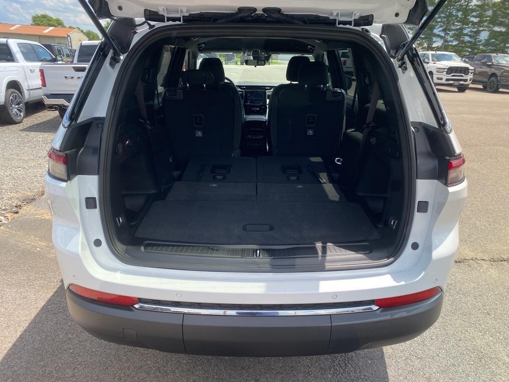 new 2025 Jeep Grand Cherokee L car, priced at $42,407