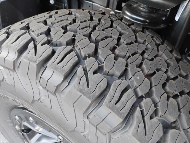 new 2025 Jeep Wrangler car, priced at $57,241