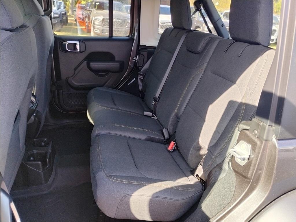 new 2026 Jeep Wrangler car, priced at $43,560