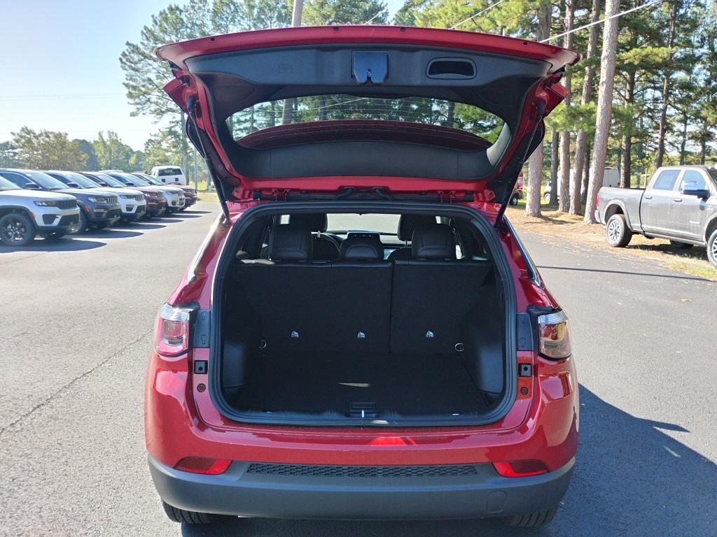 new 2025 Jeep Compass car, priced at $29,046