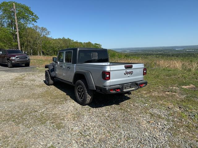 new 2024 Jeep Gladiator car, priced at $51,808