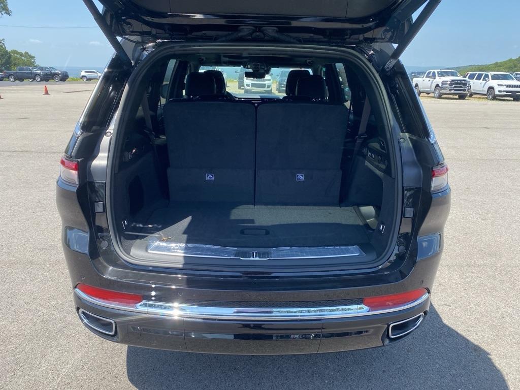 new 2025 Jeep Grand Cherokee L car, priced at $63,434