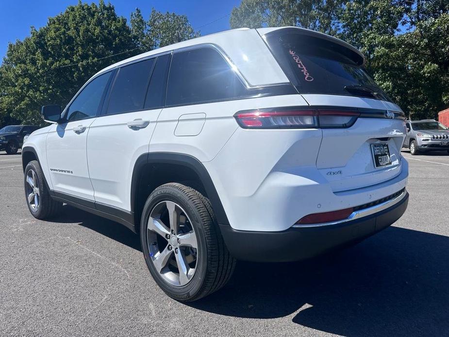 new 2025 Jeep Grand Cherokee car, priced at $52,835