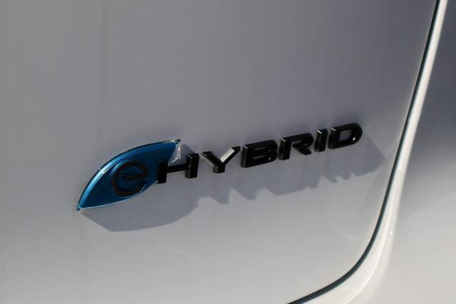new 2024 Chrysler Pacifica Hybrid car, priced at $54,024