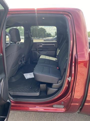 new 2025 Ram 1500 car, priced at $47,135