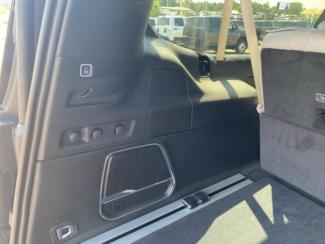 new 2025 Jeep Wagoneer L car, priced at $82,139