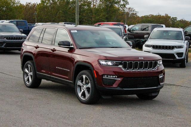 new 2025 Jeep Grand Cherokee car, priced at $51,930