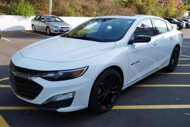 new 2025 Chevrolet Malibu car, priced at $31,290