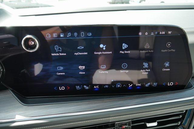 new 2025 Chevrolet Suburban car, priced at $100,054