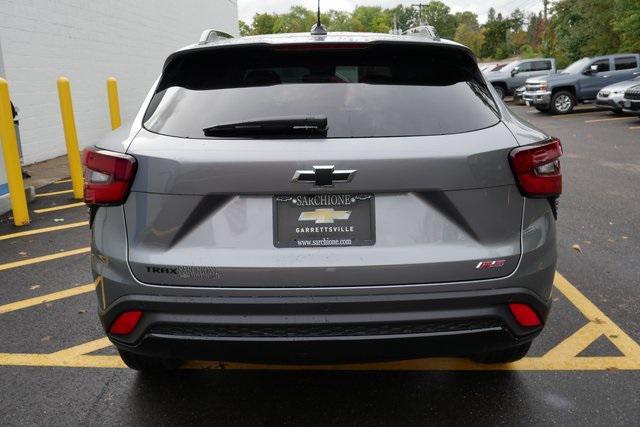 new 2025 Chevrolet Trax car, priced at $25,920