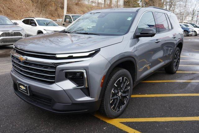 new 2025 Chevrolet Traverse car, priced at $47,470