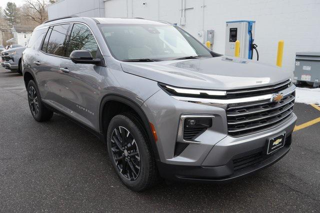 new 2025 Chevrolet Traverse car, priced at $47,470