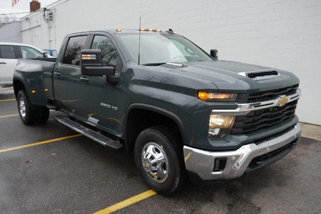 new 2025 Chevrolet Silverado 3500 car, priced at $73,661