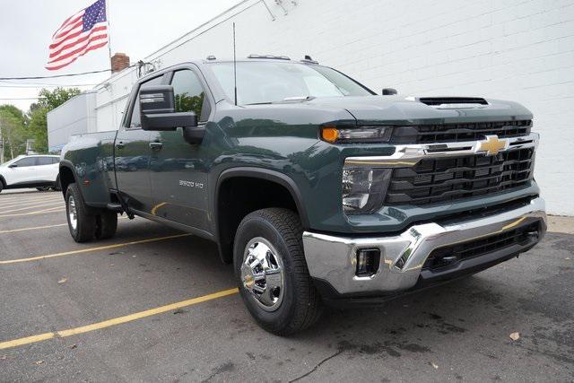 new 2025 Chevrolet Silverado 3500 car, priced at $70,866