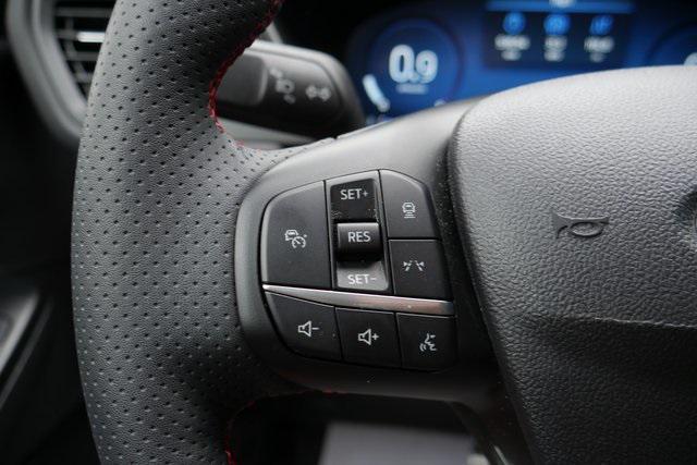used 2023 Ford Escape car, priced at $29,900