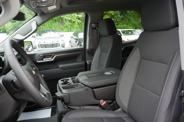 new 2025 Chevrolet Silverado 1500 car, priced at $44,970
