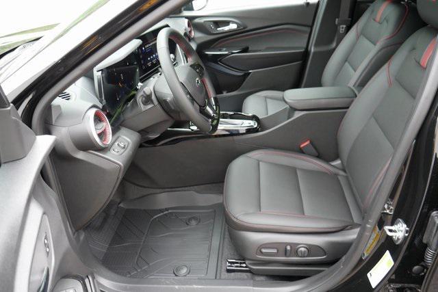 new 2025 Chevrolet Trax car, priced at $26,940