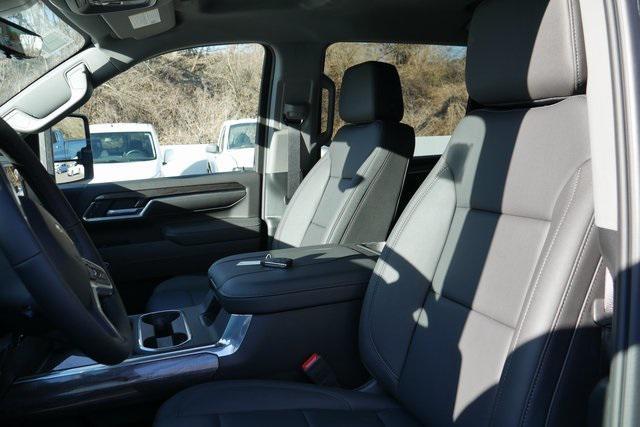 new 2025 Chevrolet Silverado 3500 car, priced at $80,747