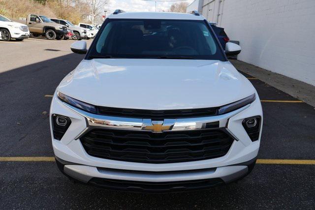 new 2025 Chevrolet TrailBlazer car, priced at $30,099