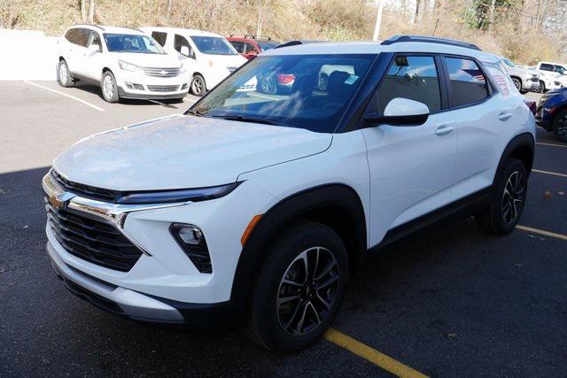 new 2025 Chevrolet TrailBlazer car, priced at $30,099