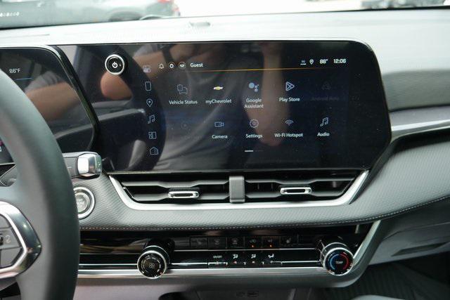 new 2026 Chevrolet Equinox car, priced at $29,881