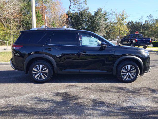 new 2024 Nissan Pathfinder car, priced at $45,410