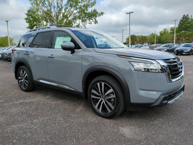new 2025 Nissan Pathfinder car, priced at $51,950