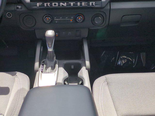 new 2025 Nissan Frontier car