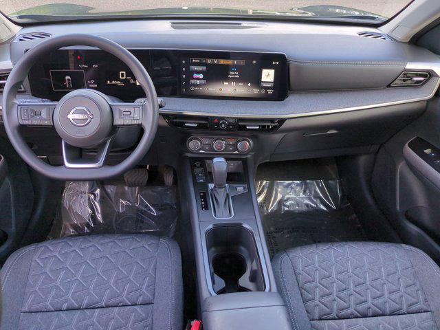 new 2025 Nissan Kicks car, priced at $27,560