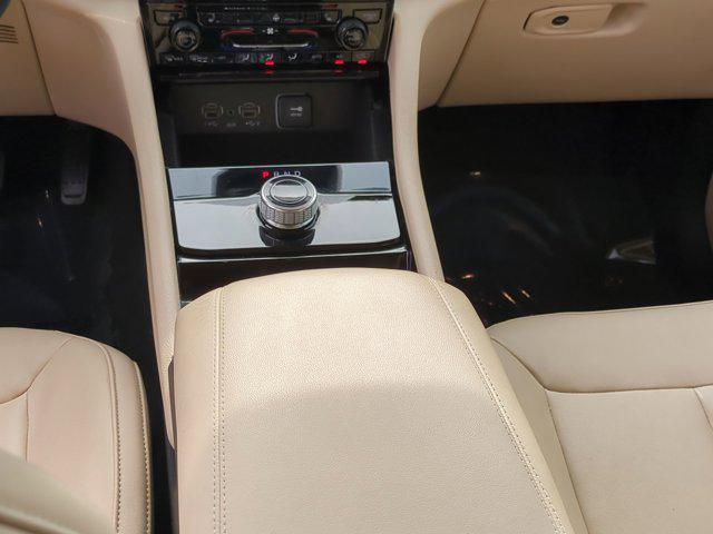 used 2022 Jeep Grand Cherokee car, priced at $31,567