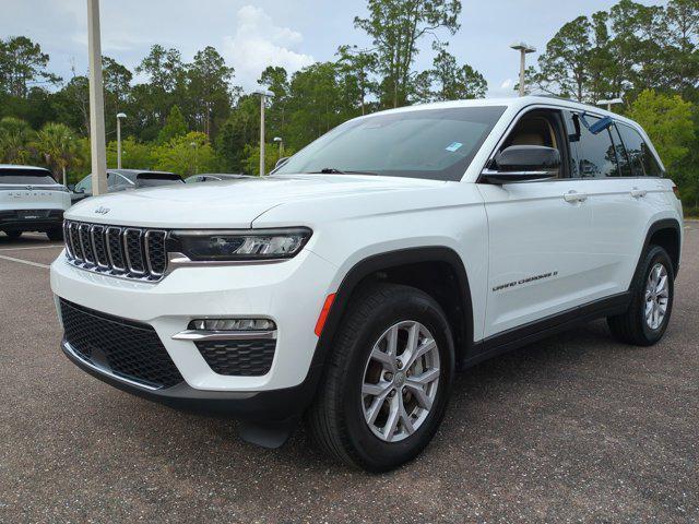 used 2022 Jeep Grand Cherokee car, priced at $31,567