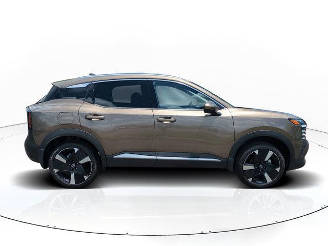 new 2025 Nissan Kicks car, priced at $30,045