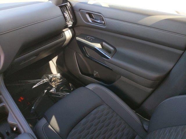 new 2025 Nissan Pathfinder car, priced at $38,360