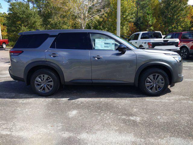 new 2025 Nissan Pathfinder car, priced at $38,360