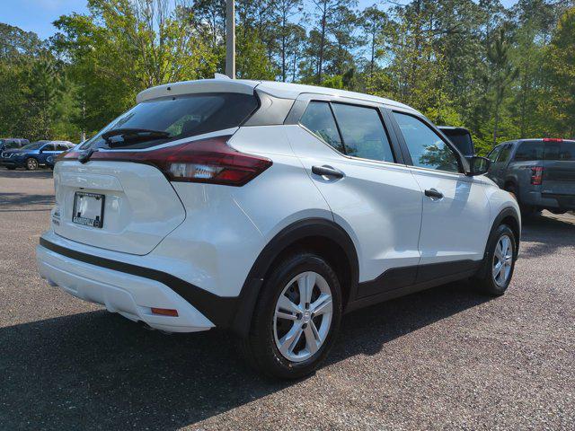 new 2025 Nissan Kicks car, priced at $23,760