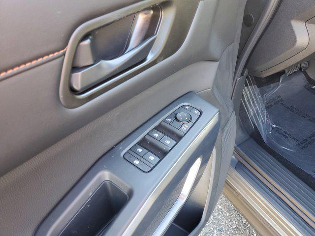 new 2025 Nissan Pathfinder car, priced at $40,620