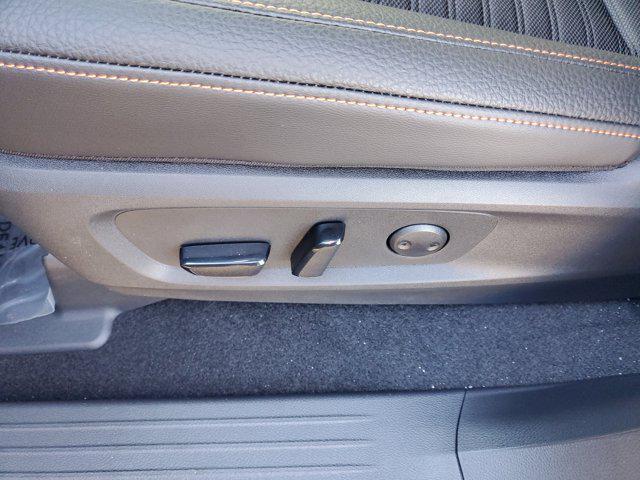 new 2025 Nissan Pathfinder car, priced at $40,620